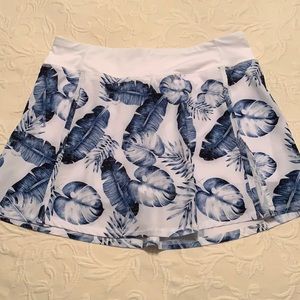 Floral print golf skirt Large (blue and white)